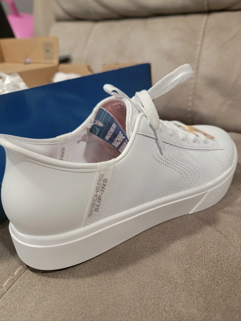 Size 7 WIDE White Skechers Hands Free Slip-In Sneakers - Picture 6 of 15